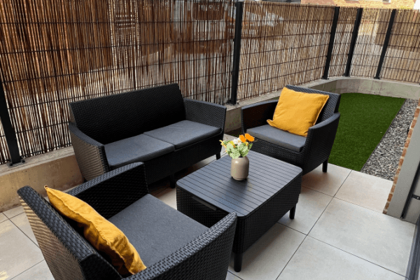 1 bedroom with open-plan kitchen flat to rent, 48 m², Michelská, Praha 1 bedroom with open-plan kitchen flat to rent, 48 m², Michelská, Praha