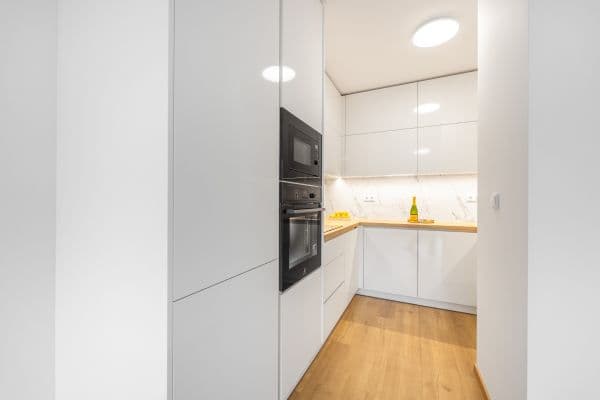 2 bedroom with open-plan kitchen flat for sale, 87 m², Miroslava Hajna, Praha 2 bedroom with open-plan kitchen flat for sale, 87 m², Miroslava Hajna, Praha