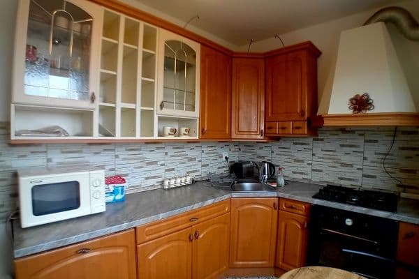 3 bedroom flat to rent, 72 m², Jahodová, Praha 3 bedroom flat to rent, 72 m², Jahodová, Praha