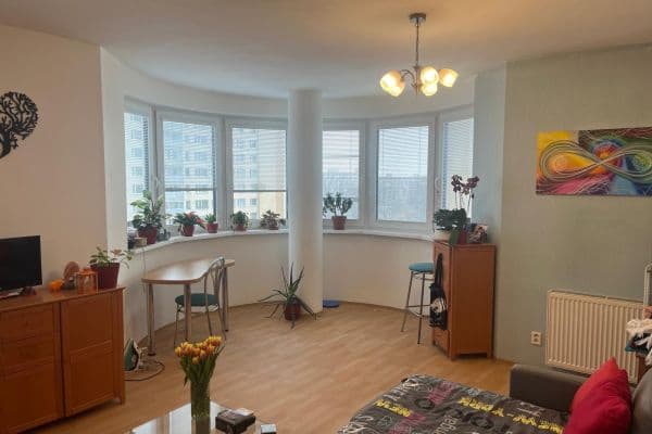 1 bedroom with open-plan kitchen flat to rent, 62 m², nábřeží Závodu míru, Pardubice, Pardubický Region 1 bedroom with open-plan kitchen flat to rent, 62 m², nábřeží Závodu míru, Pardubice, Pardubický Region