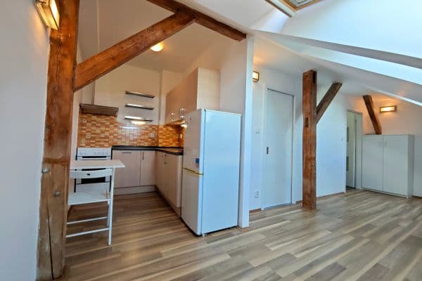 Studio flat for sale, 30 m², Spojovací, Praha Studio flat for sale, 30 m², Spojovací, Praha