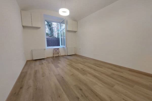 1 bedroom flat for sale, 43 m², Hartigova, Praha 1 bedroom flat for sale, 43 m², Hartigova, Praha