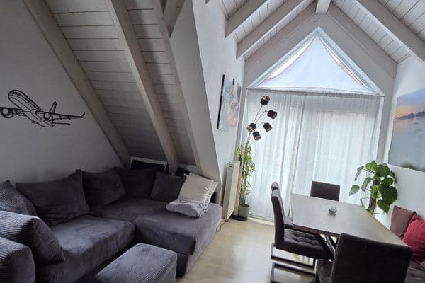 1 bedroom with open-plan kitchen flat to rent, 58 m², Schoellstr. 5, Stuttgart-Plieningen, Baden-Württemberg 1 bedroom with open-plan kitchen flat to rent, 58 m², Schoellstr. 5, Stuttgart-Plieningen, Baden-Württemberg