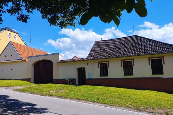 recreational property to rent, 0 m², Ledenice - Zaliny recreational property to rent, 0 m², Ledenice - Zaliny