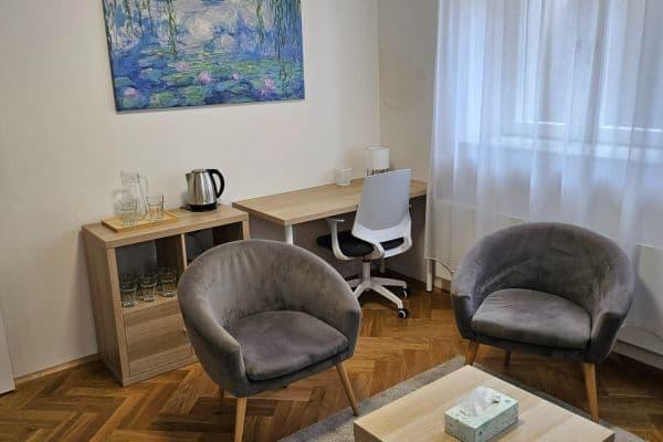 office to rent, 12 m², Hradešínská, Praha office to rent, 12 m², Hradešínská, Praha