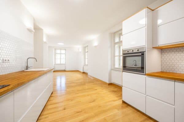 2 bedroom with open-plan kitchen flat for sale, 77 m², Petrská, Praha 2 bedroom with open-plan kitchen flat for sale, 77 m², Petrská, Praha