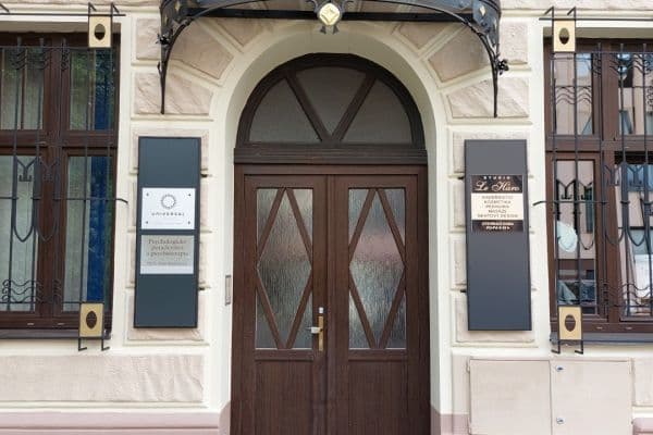 2 bedroom with open-plan kitchen flat to rent, 82 m², Krátkého, Praha 2 bedroom with open-plan kitchen flat to rent, 82 m², Krátkého, Praha