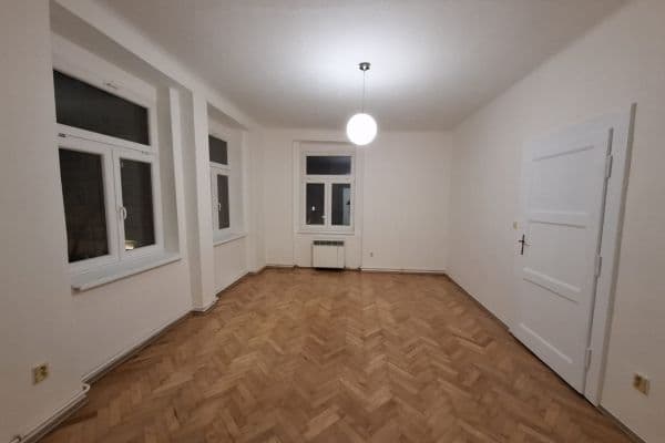 2 bedroom flat to rent, 72 m², Hartigova, Praha 2 bedroom flat to rent, 72 m², Hartigova, Praha
