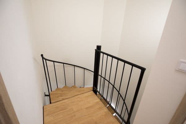 Studio flat to rent, 30 m², nám. Míru, Jindřichův Hradec, Jihočeský Region Studio flat to rent, 30 m², nám. Míru, Jindřichův Hradec, Jihočeský Region