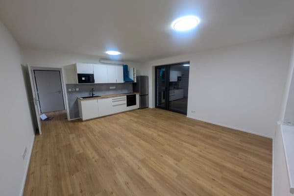 Studio flat to rent, 39 m², Na Průhonu, Plzeň Studio flat to rent, 39 m², Na Průhonu, Plzeň