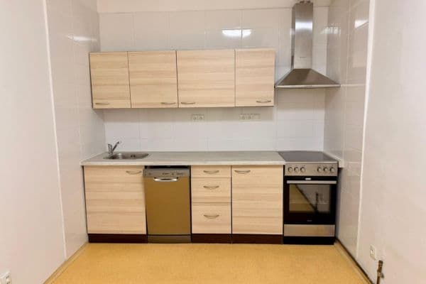 2 bedroom flat to rent, 62 m², Víta Nejedlého, Prague, Prague 2 bedroom flat to rent, 62 m², Víta Nejedlého, Prague, Prague