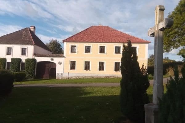 house for sale, 260 m², Chroboly house for sale, 260 m², Chroboly