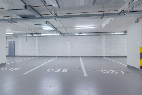 garage to rent, 15 m², Poděbradská, garage to rent, 15 m², Poděbradská,