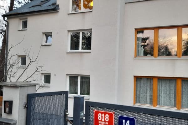 2 bedroom with open-plan kitchen flat to rent, 80 m², Okruhová, Praha 2 bedroom with open-plan kitchen flat to rent, 80 m², Okruhová, Praha