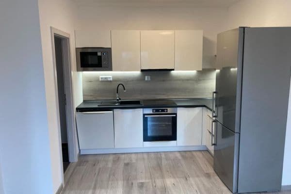 1 bedroom with open-plan kitchen flat to rent, 44 m², Nádražní, Hrochův Týnec 1 bedroom with open-plan kitchen flat to rent, 44 m², Nádražní, Hrochův Týnec