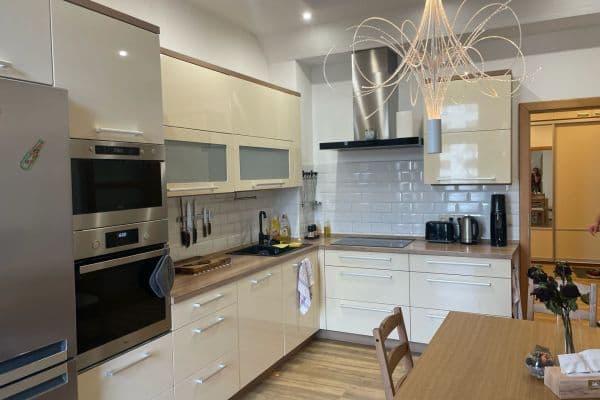 2 bedroom flat to rent, 63 m², Bělocerkevská, Praha 2 bedroom flat to rent, 63 m², Bělocerkevská, Praha