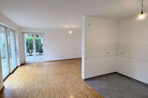 1 bedroom with open-plan kitchen flat to rent, 63 m², Offenburg 1 bedroom with open-plan kitchen flat to rent, 63 m², Offenburg