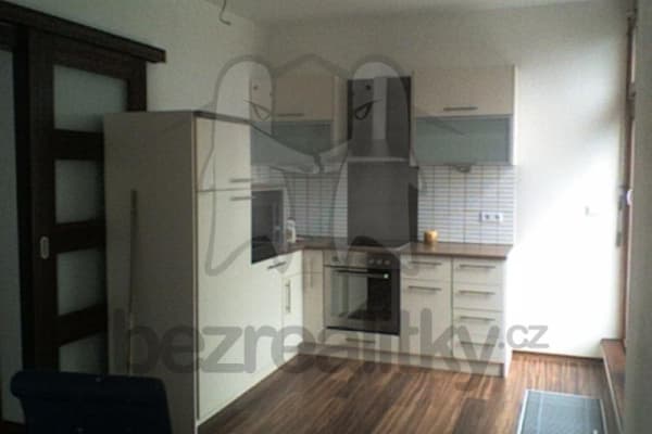 Small studio flat to rent, 41 m², Pod Lipami, Small studio flat to rent, 41 m², Pod Lipami,