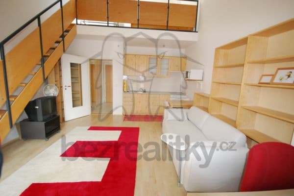 Studio flat to rent, 49 m², Za Mlýnem, Hostivice Studio flat to rent, 49 m², Za Mlýnem, Hostivice