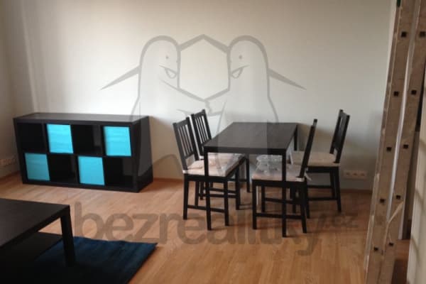1 bedroom with open-plan kitchen flat to rent, 39 m², Kouřimská, 1 bedroom with open-plan kitchen flat to rent, 39 m², Kouřimská,