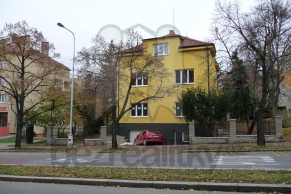 house to rent, 380 m², Jeremenkova, 