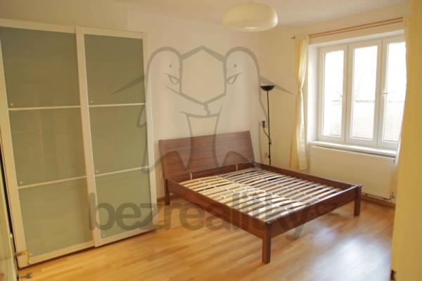 1 bedroom flat to rent, 42 m², Adamovská, Praha 4